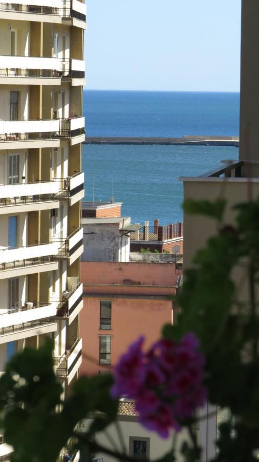 Luna Rossa Rooms Cagliari Exterior foto
